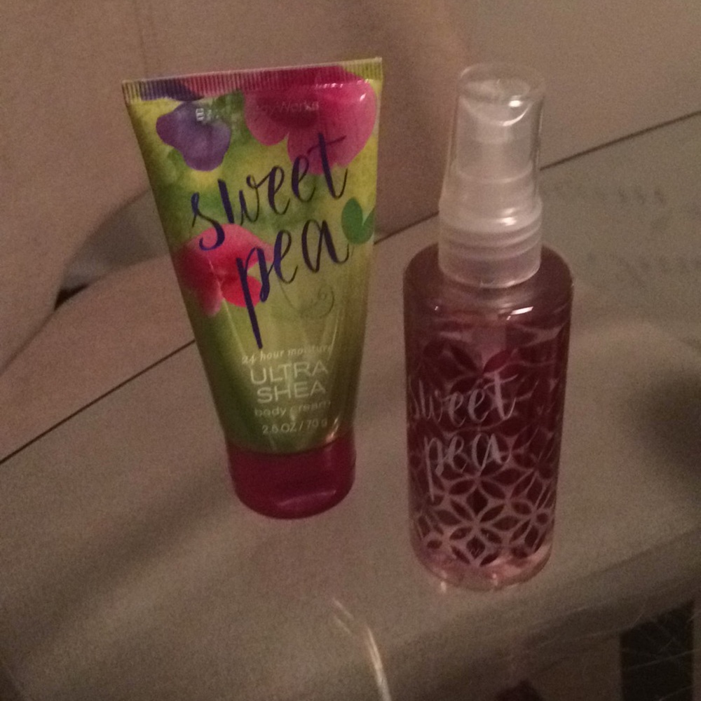 Sweet Pea body mist and lotion